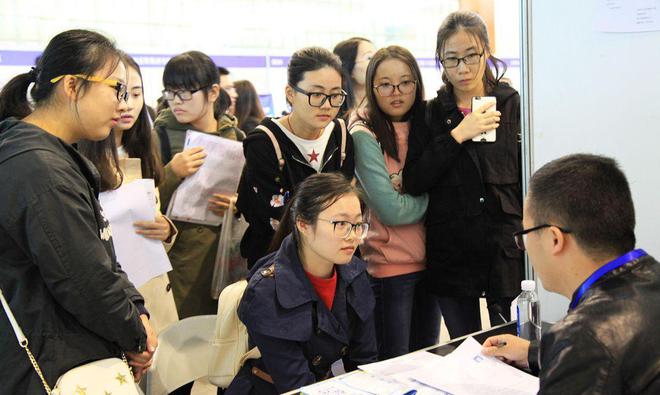 开始清理编外人员在编人员却开始慌了AG旗舰赞助马竞联赛多地发布通知(图1)
